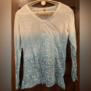 Lucy long sleeve tee